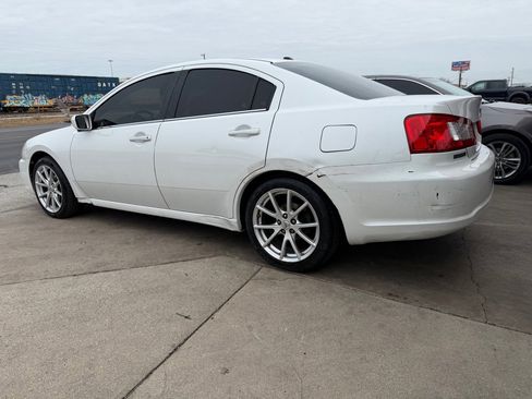 Used 2011 Mitsubishi Galant SE image 7