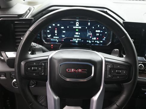 Used 2023 GMC Sierra 1500 SLT w/ SLT Premium Plus Package AWD/4WD image 9