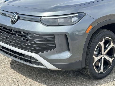 New 2026 Volkswagen Tiguan SE AWD/4WD image 7