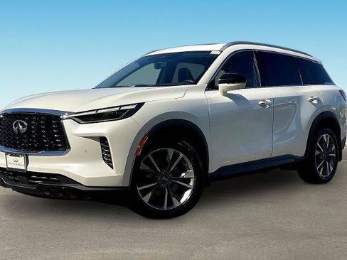 Certified 2023 INFINITI QX60 Luxe w/ Cargo Package AWD/4WD image 3