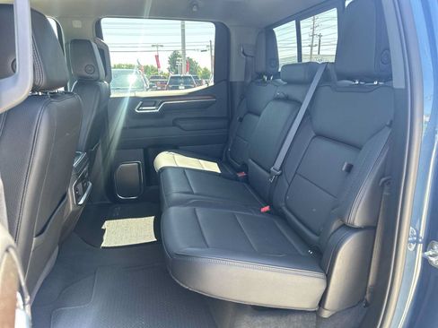 Used 2024 GMC Sierra 1500 Denali w/ Technology Package AWD/4WD image 25