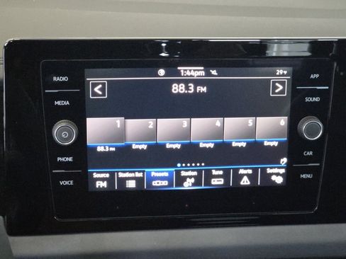 New 2026 Volkswagen Jetta SE image 9