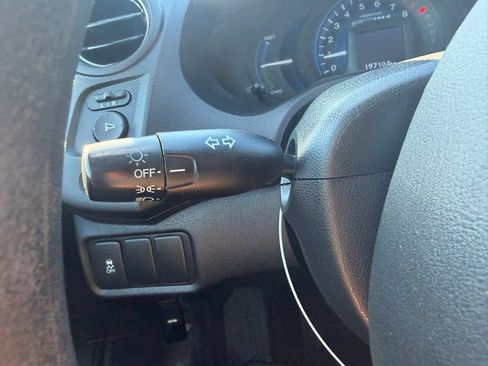 Used 2014 Honda Insight LX image 16
