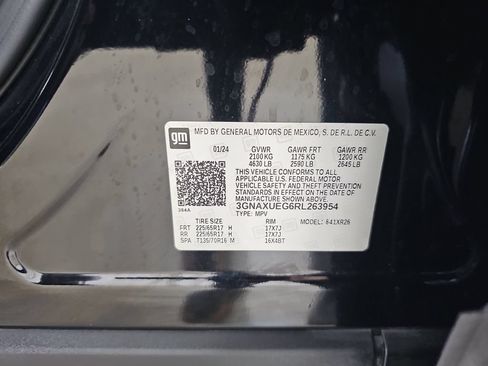 Certified 2024 Chevrolet Equinox LT w/ LPO, Floor Liner Package AWD/4WD image 44