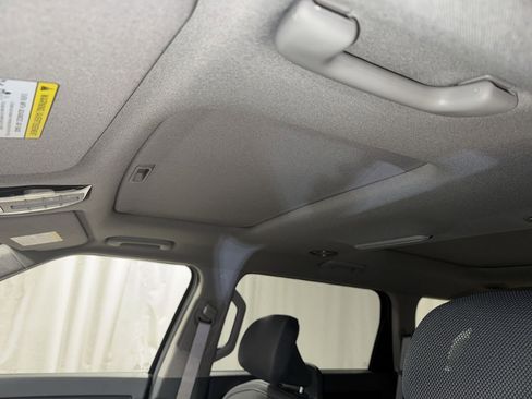 New 2026 Kia EV9 Wind image 28