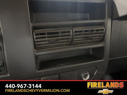 Certified 2021 GMC Savana 2500 w/ Driver Convenience Package image 18