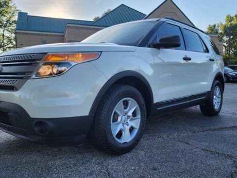 Used 2012 Ford Explorer 4WD w/ Class III Trailer Tow Pkg image 6