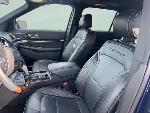 Used 2017 Ford Explorer Platinum AWD/4WD image 26