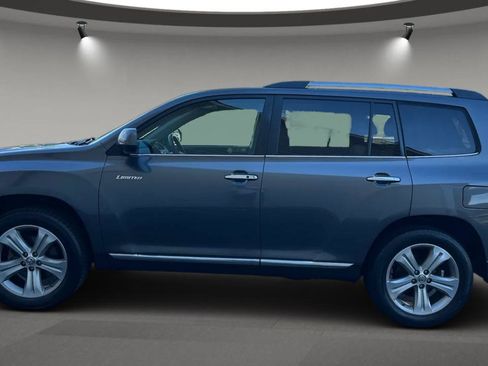 Used 2013 Toyota Highlander Limited FWD image 8
