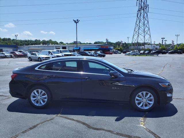 Used 2019 Chevrolet Malibu LT w/ Driver Confidence Package FWD image 5