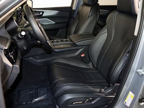 Certified 2026 Acura MDX w/ Technology Package image 4
