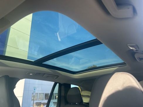 Used 2025 Volvo XC90 B6 Plus image 20