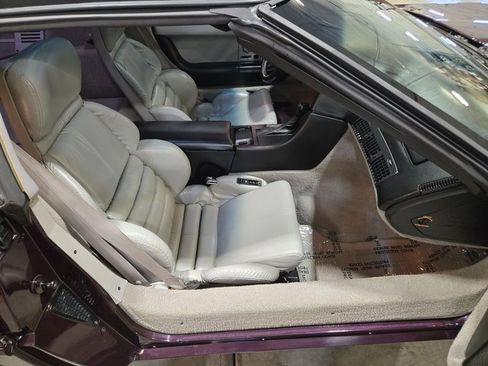 Used 1992 Chevrolet Corvette Coupe image 27