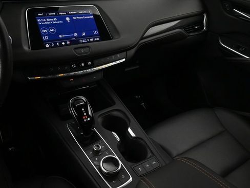 Certified 2023 Cadillac XT4 Sport FWD image 8