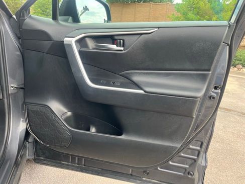 Used 2024 Toyota RAV4 XLE image 33