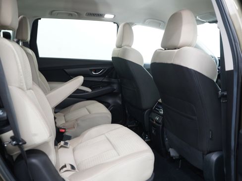 Used 2025 Subaru Ascent Premium AWD/4WD image 14