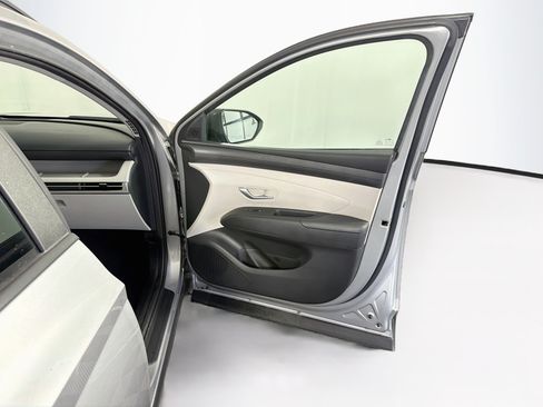 Used 2025 Hyundai Tucson SEL FWD image 34