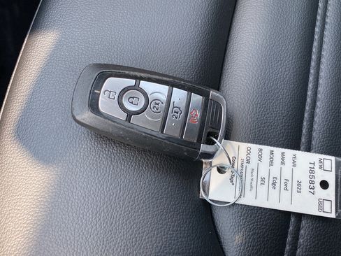 Used 2023 Ford Edge SEL w/ Convenience Package AWD/4WD image 21