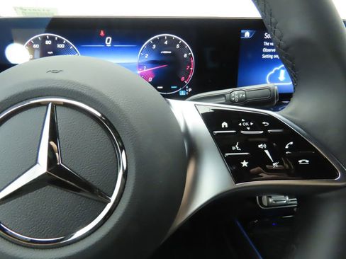 Certified 2025 Mercedes-Benz GLA 250 GLA 250 image 12