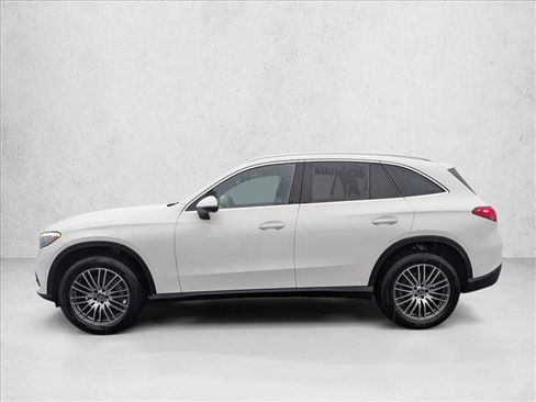 Certified 2026 Mercedes-Benz GLC 300 image 9