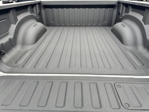 New 2026 RAM 1500 Laramie w/ Night Edition AWD/4WD image 10