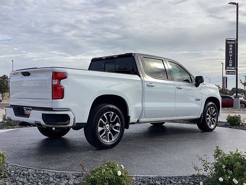 Used 2022 Chevrolet Silverado 1500 RST image 5