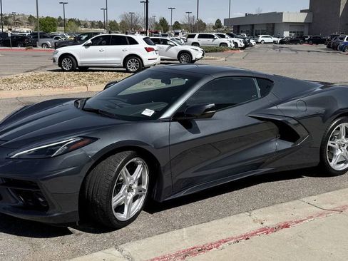 Used 2021 Chevrolet Corvette Stingray Coupe w/ 1LT RWD image 4