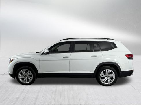 Used 2023 Volkswagen Atlas SE image 4