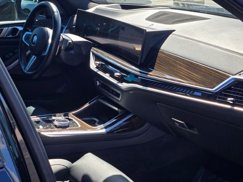 Used 2024 BMW X7 M60i w/ Executive Package image 12