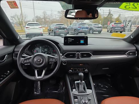 Used 2025 MAZDA CX-5 Carbon Edition image 16