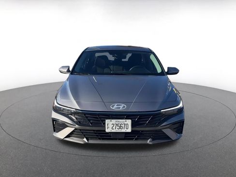 Used 2025 Hyundai Elantra SEL image 4