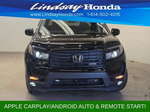 Used 2023 Honda Ridgeline Sport image 2