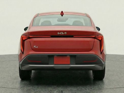 Used 2025 Kia K4 LXS image 7
