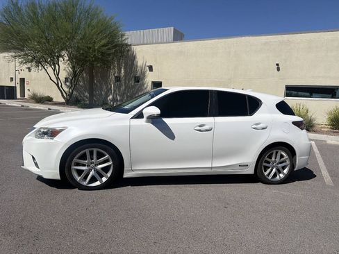 Used 2014 Lexus CT 200h FWD image 4