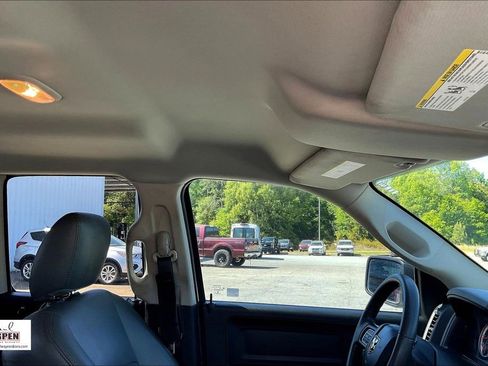 Used 2018 RAM 1500 Tradesman image 22