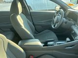 Used 2021 Hyundai Elantra SEL image 3
