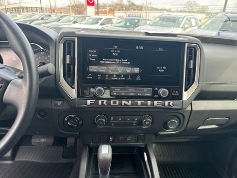 New 2026 Nissan Frontier SV w/ Tow Package AWD/4WD image 19