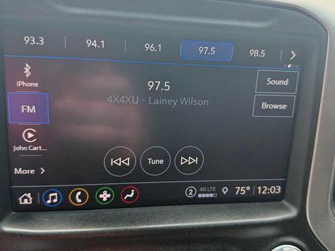 Used 2022 GMC Sierra 2500 SLE w/ SLE Value Package; image 18