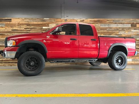 Used 2003 Dodge Ram 2500 Truck ST AWD/4WD image 16