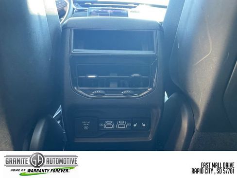 Used 2024 Jeep Grand Cherokee Limited 4xe AWD/4WD image 36