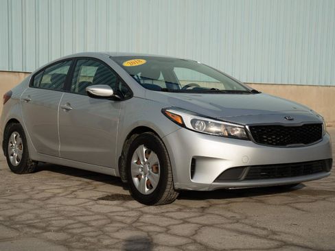 Used 2018 Kia Forte LX FWD image 5