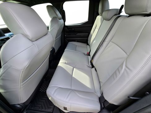 Used 2025 Toyota Tacoma SR5 RWD image 10