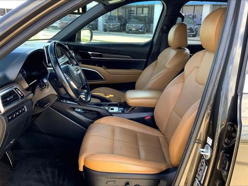 Used 2020 Kia Telluride SX w/ Towing Package image 8