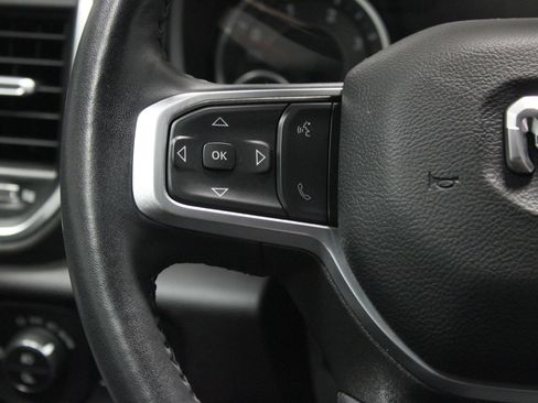 Used 2023 RAM 2500 Laramie AWD/4WD image 23