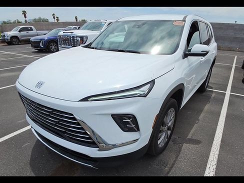 Used 2026 Buick Enclave Preferred FWD image 2