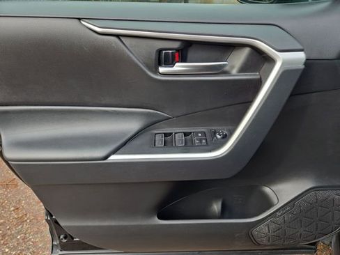 Used 2023 Toyota RAV4 XLE image 14