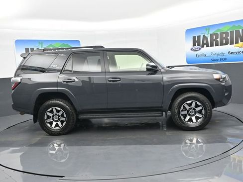 Used 2024 Toyota 4Runner TRD Off-Road Premium image 7