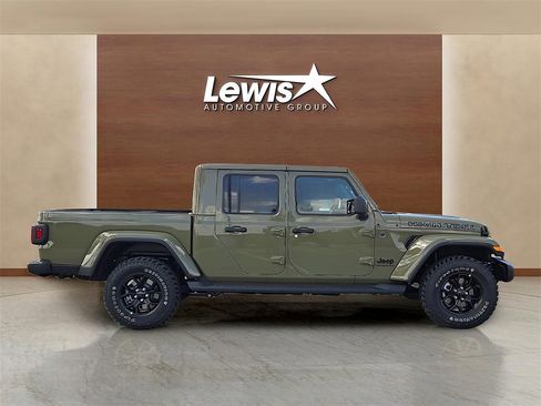 New 2025 Jeep Gladiator High Tide image 6