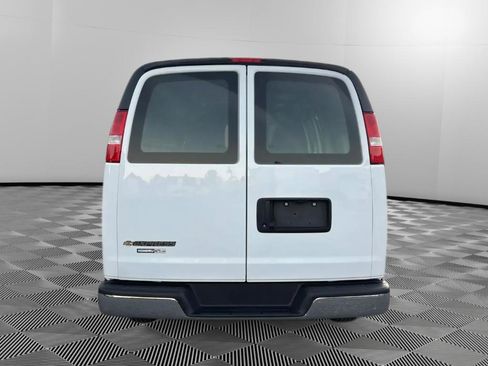 Used 2024 Chevrolet Express 2500 w/ Driver Convenience Package image 8
