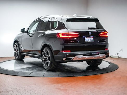 Used 2022 BMW X5 xDrive40i w/ Premium Package image 7